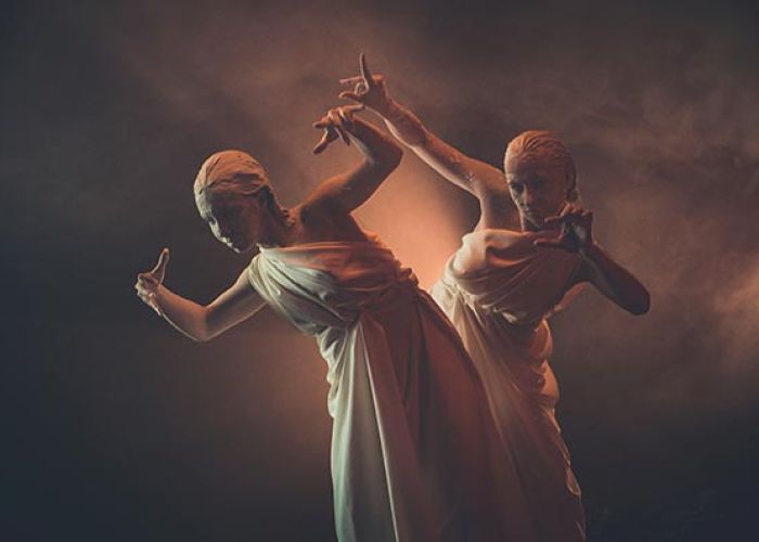 I primi luoghi sacri concepiti per la danza antica