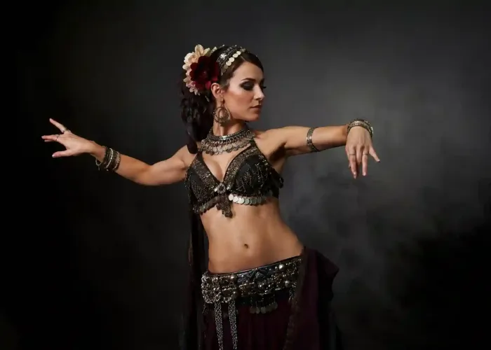 Snake arms Tribal Fusion